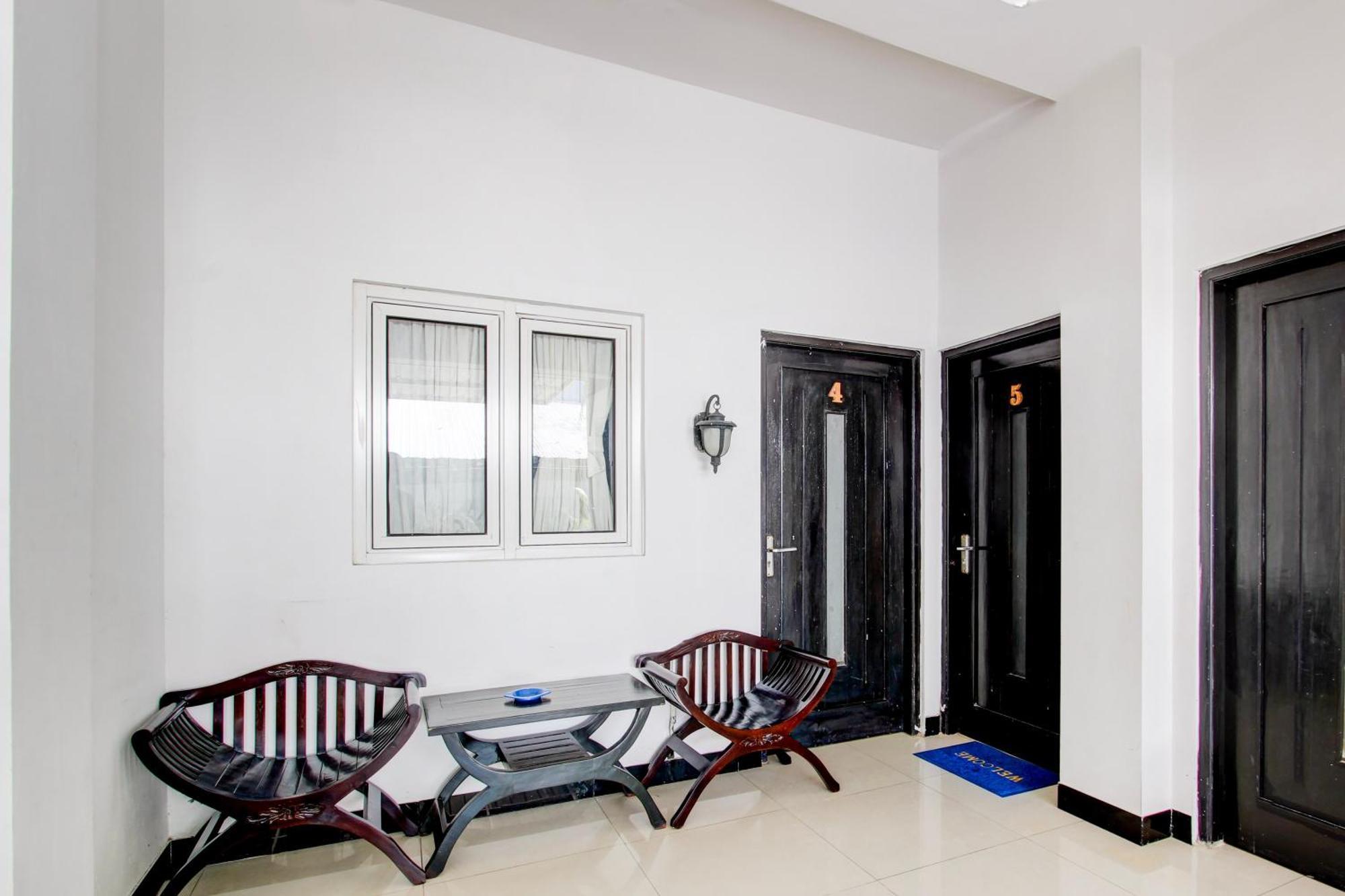 Oyo 409 Helomi Hotel