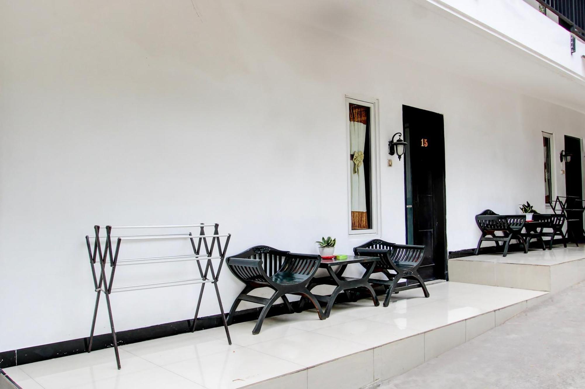 Hotel Oyo 409 Helomi Yogyakarta