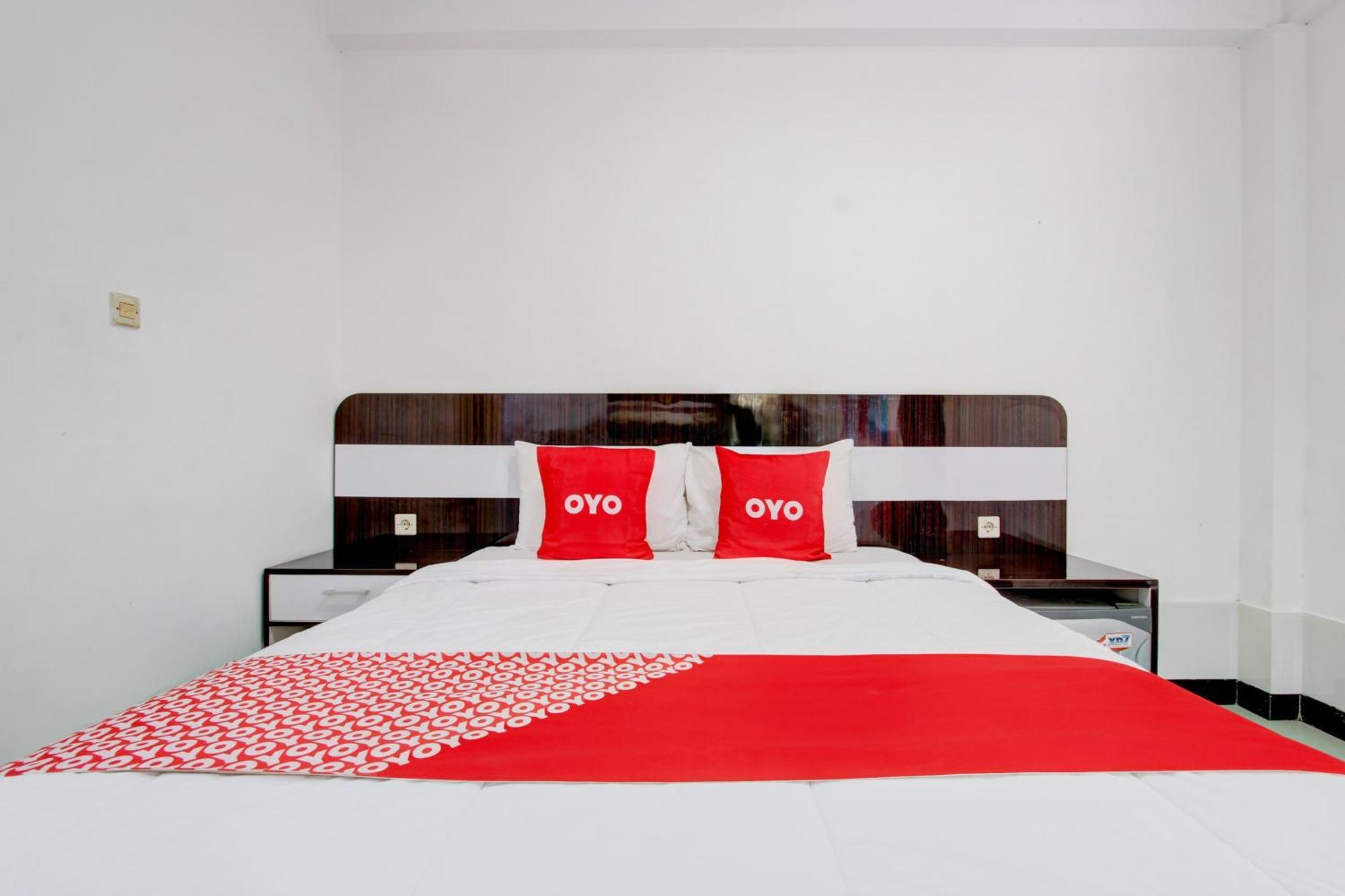 Oyo 409 Helomi Hotel 2*